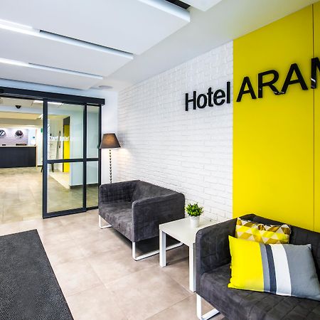Aramis Hotel Varşovia Exterior foto