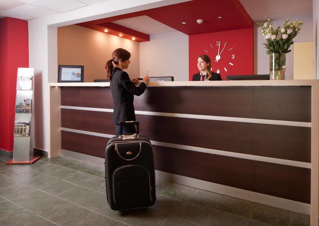 Aramis Hotel Varşovia Exterior foto