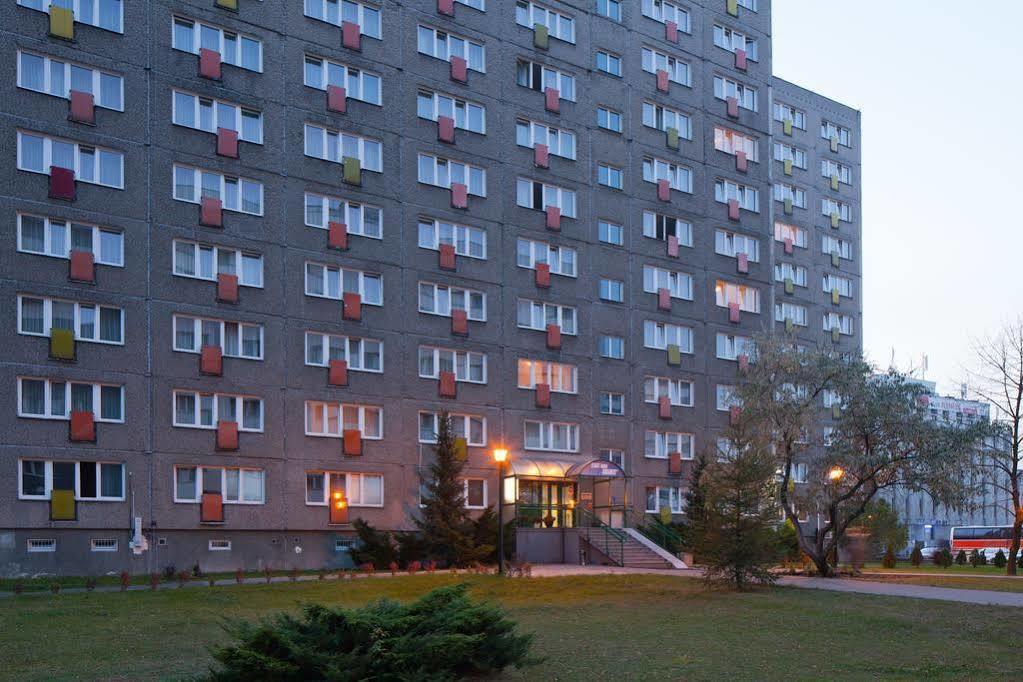 Aramis Hotel Varşovia Exterior foto