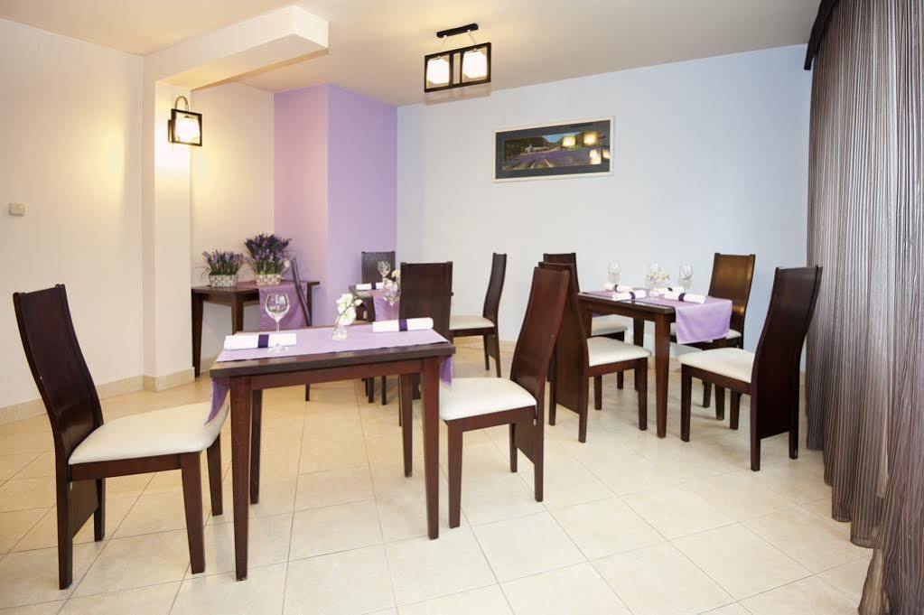 Aramis Hotel Varşovia Exterior foto